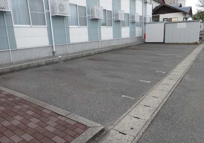 グランシャリオ(21230)の外観・駐車場イメージ1枚目