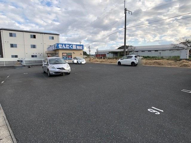 湖山町東1丁目468駐車場の外観・駐車場イメージ2枚目