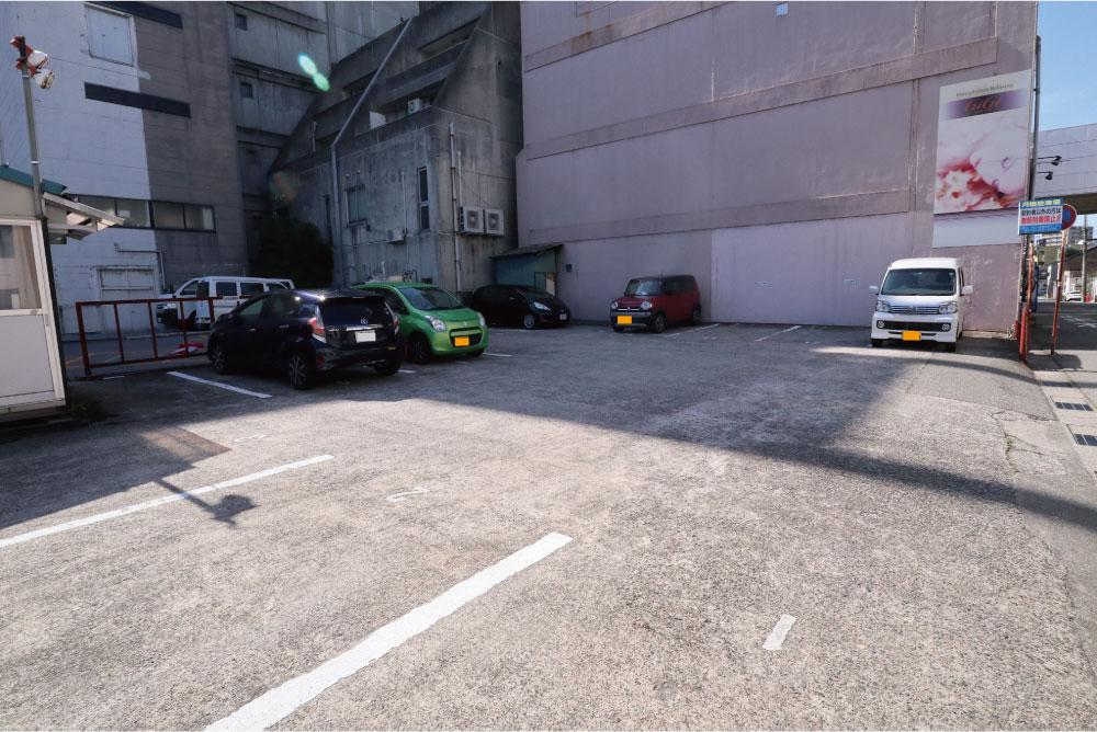 中央通り1丁目月極駐車場の外観・駐車場イメージ1枚目