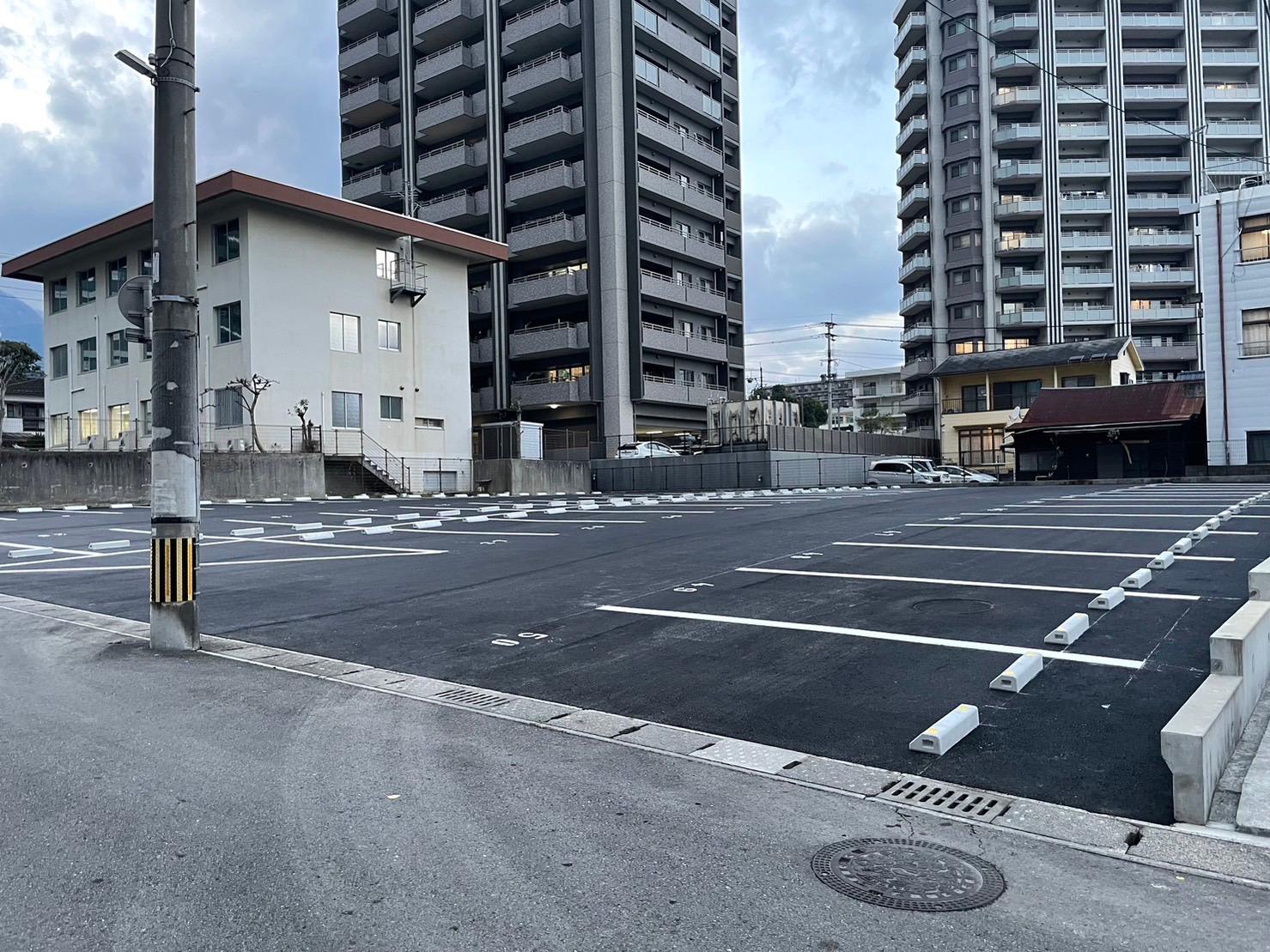 上田の湯月極駐車場の外観・駐車場イメージ2枚目