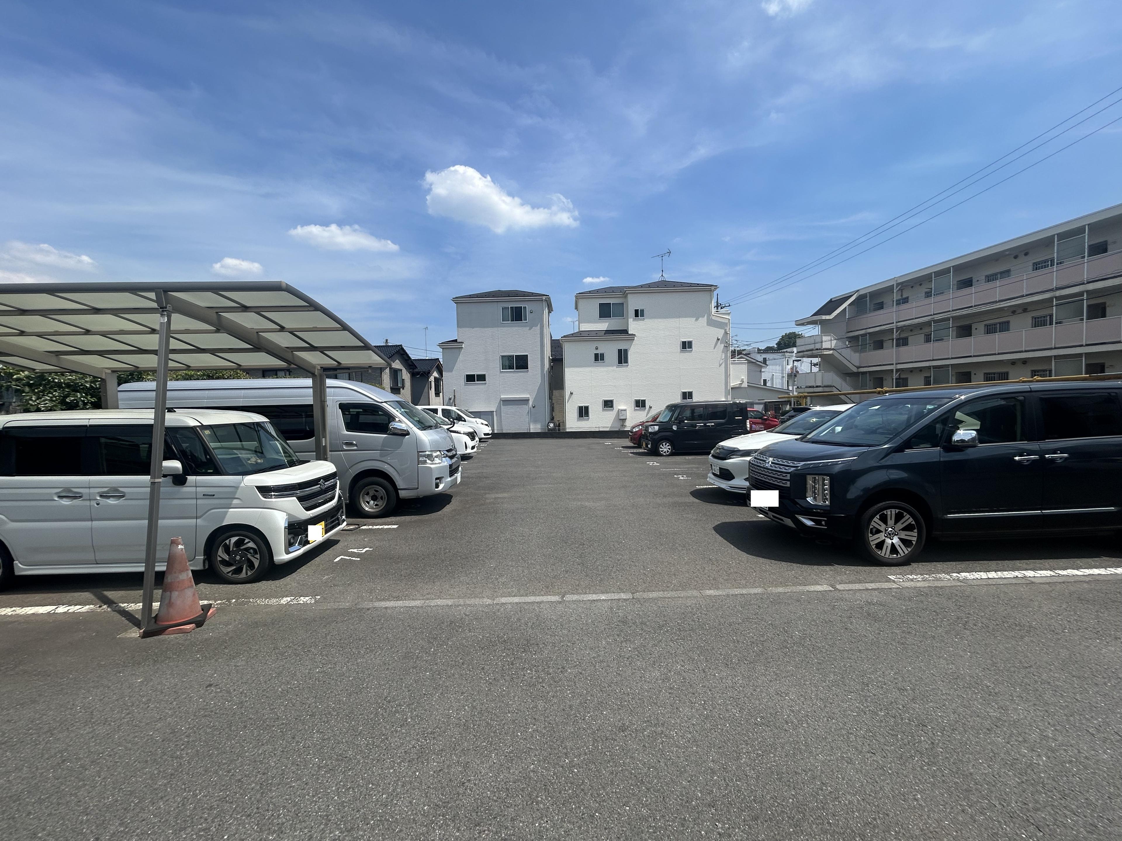 No.24駐車場の外観・駐車場イメージ2枚目