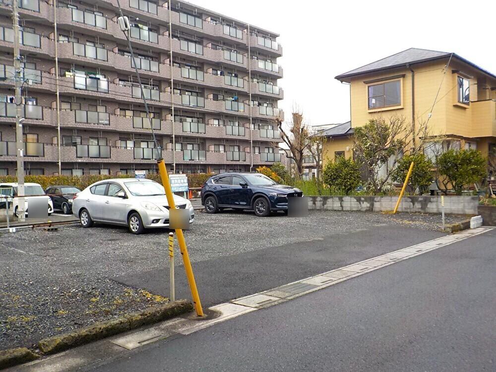 瀧野駐車場の外観・駐車場イメージ2枚目