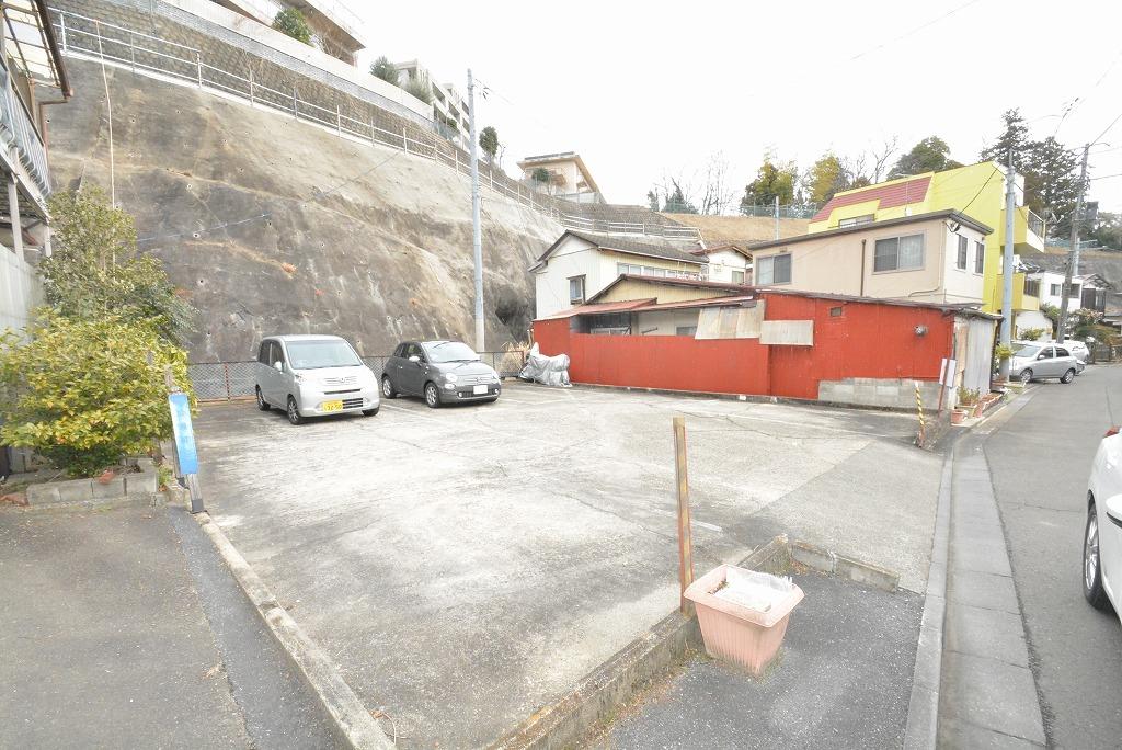 広瀬町月極駐車場の外観・駐車場イメージ2枚目