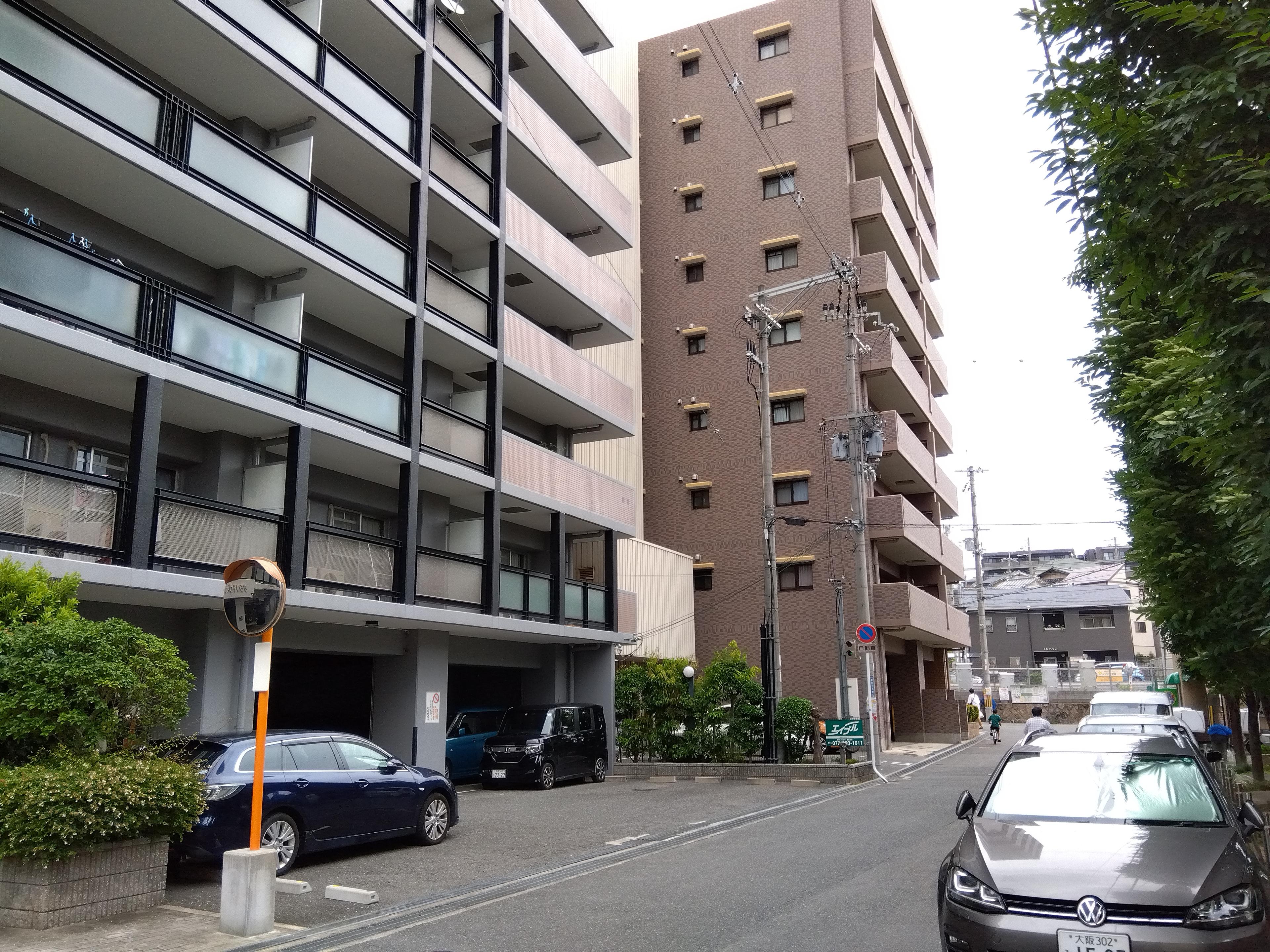 香里園タワーパーキングの外観・駐車場イメージ2枚目