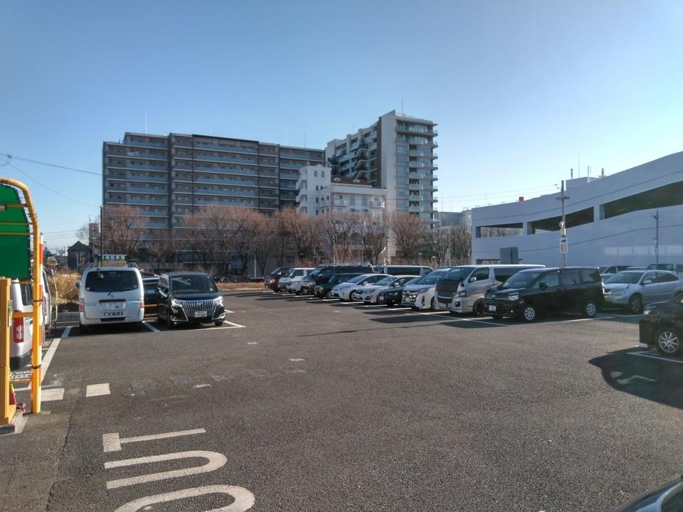 宮前平3丁目の外観・駐車場イメージ1枚目