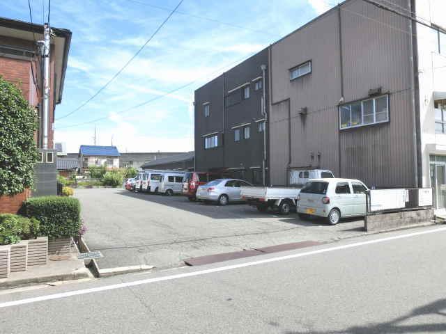 ワイズ・天王 第1駐車場の外観・駐車場イメージ1枚目