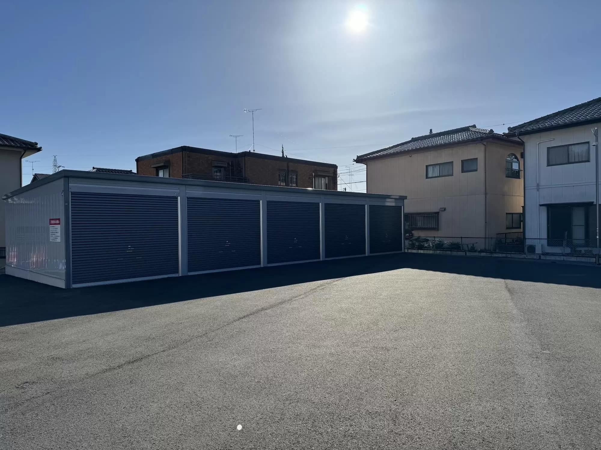 さくら屋レンタルガレージの外観・駐車場イメージ1枚目