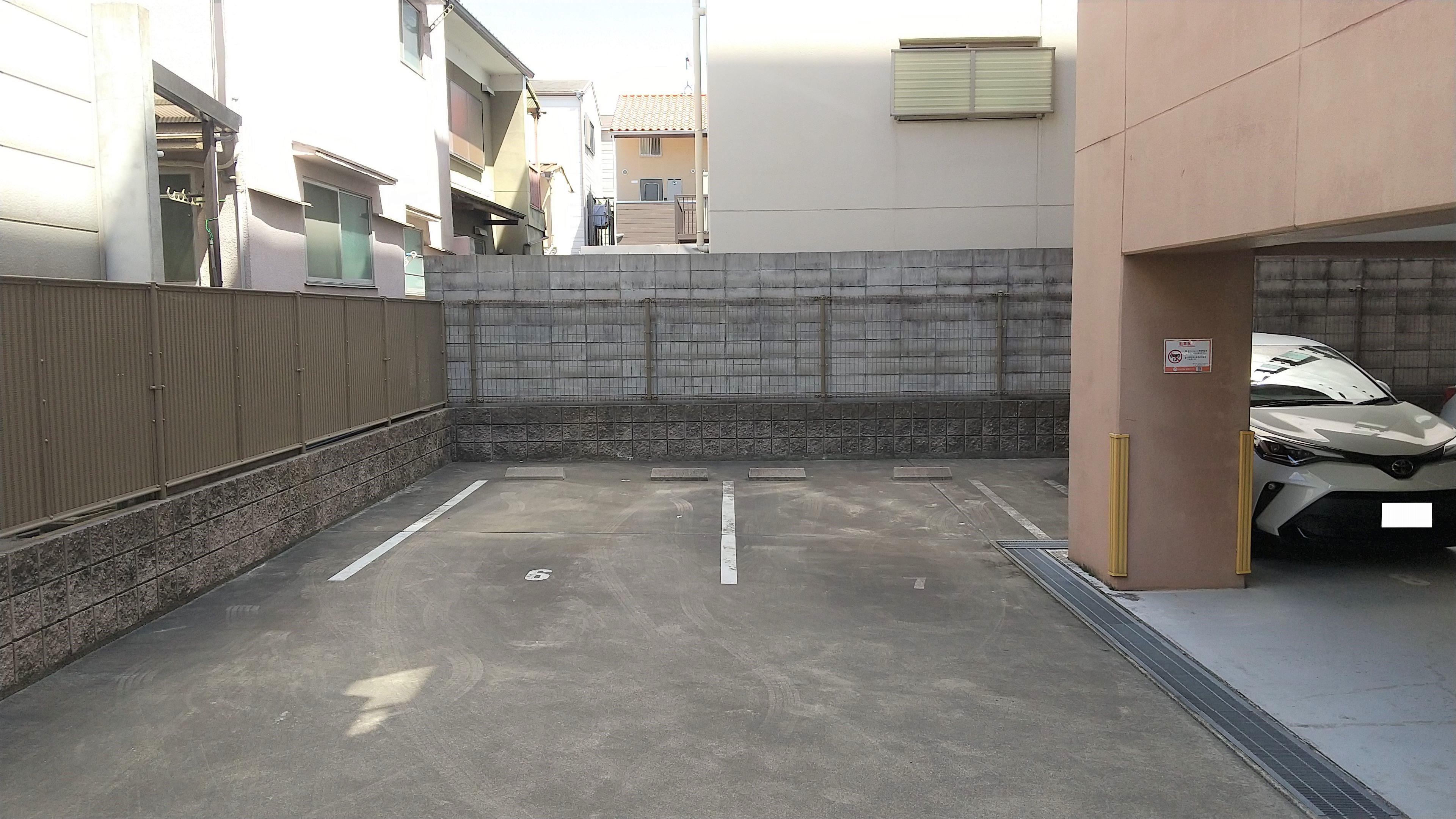 Uni E’terna 京都壬生の外観・駐車場イメージ2枚目