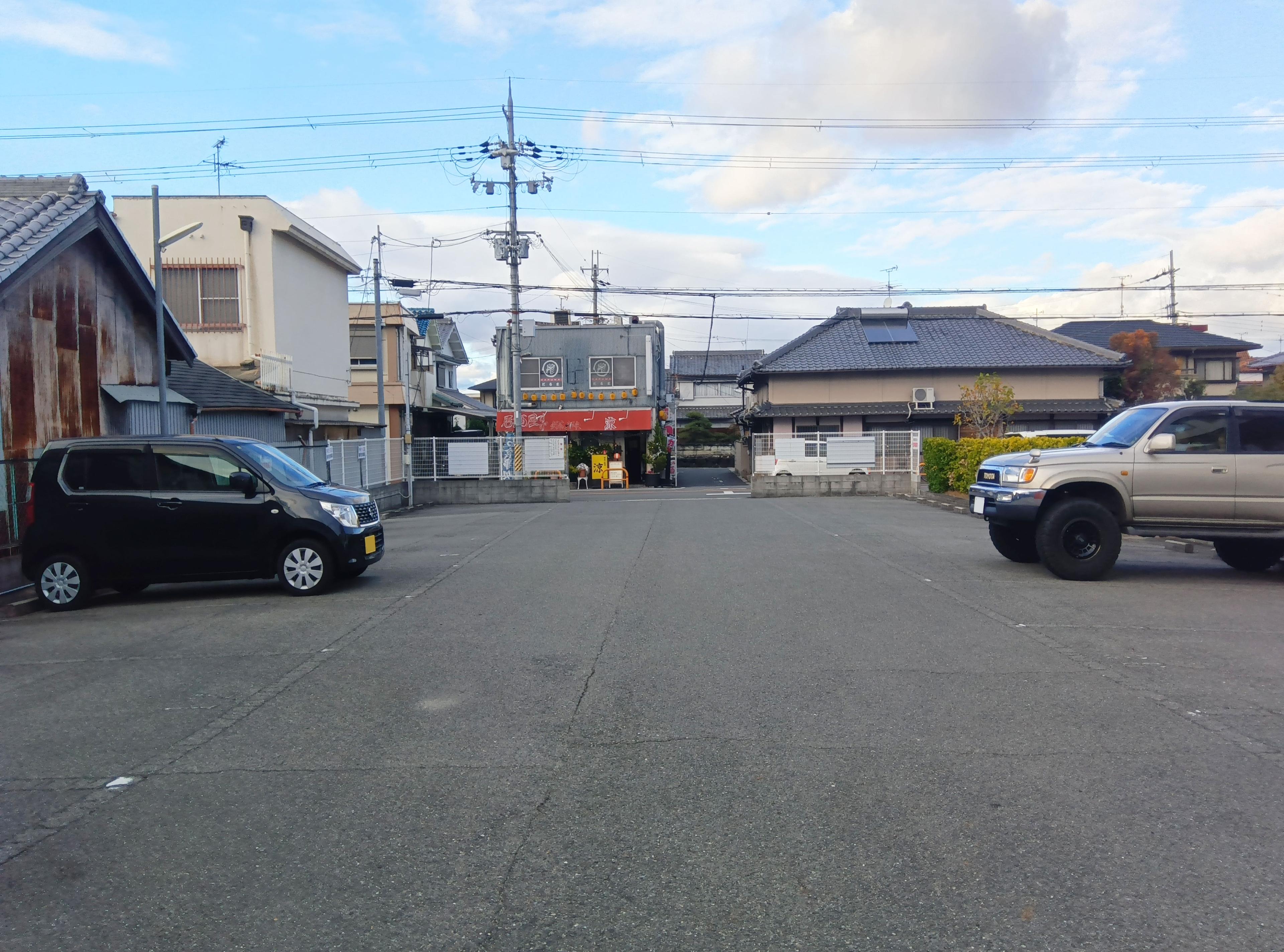 ブルースカイモータープールの外観・駐車場イメージ3枚目