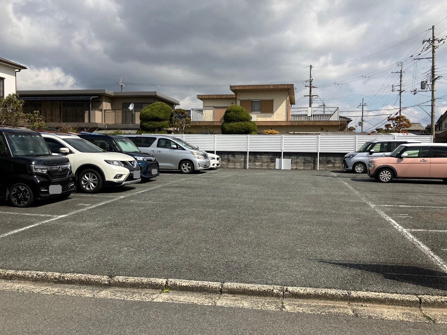 杉山手B駐車場の外観・駐車場イメージ2枚目