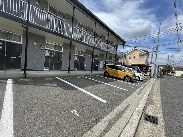 国栄(41532)の外観・駐車場イメージ1枚目