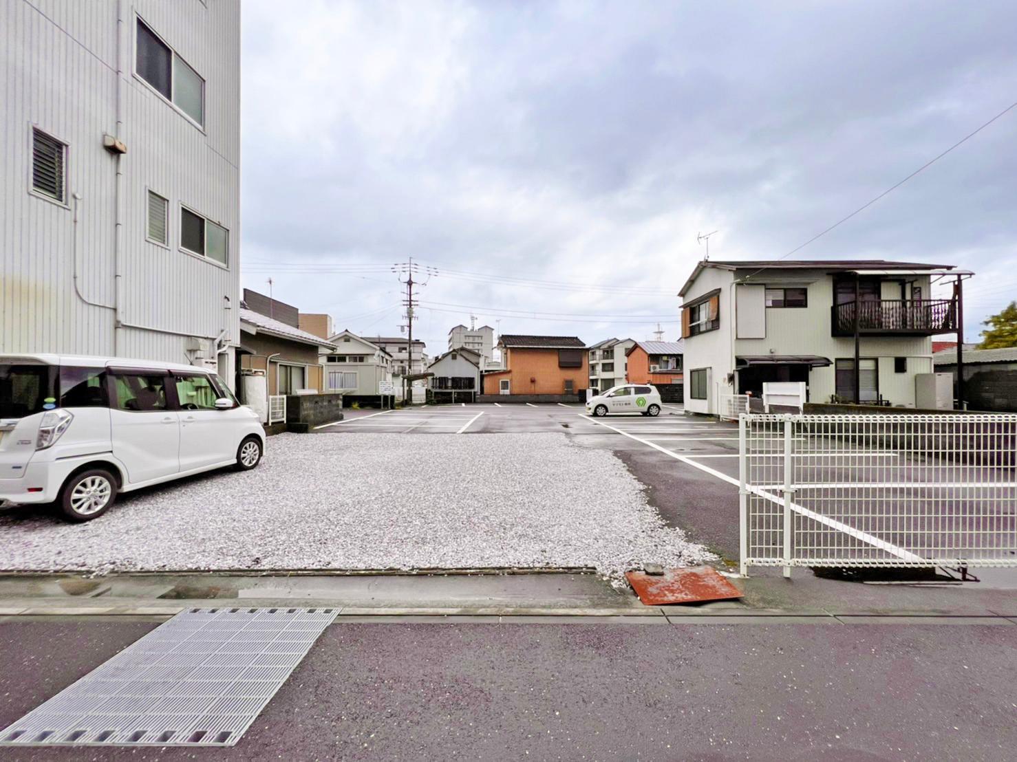 大橋通5丁目29番青空駐車場の外観・駐車場イメージ1枚目
