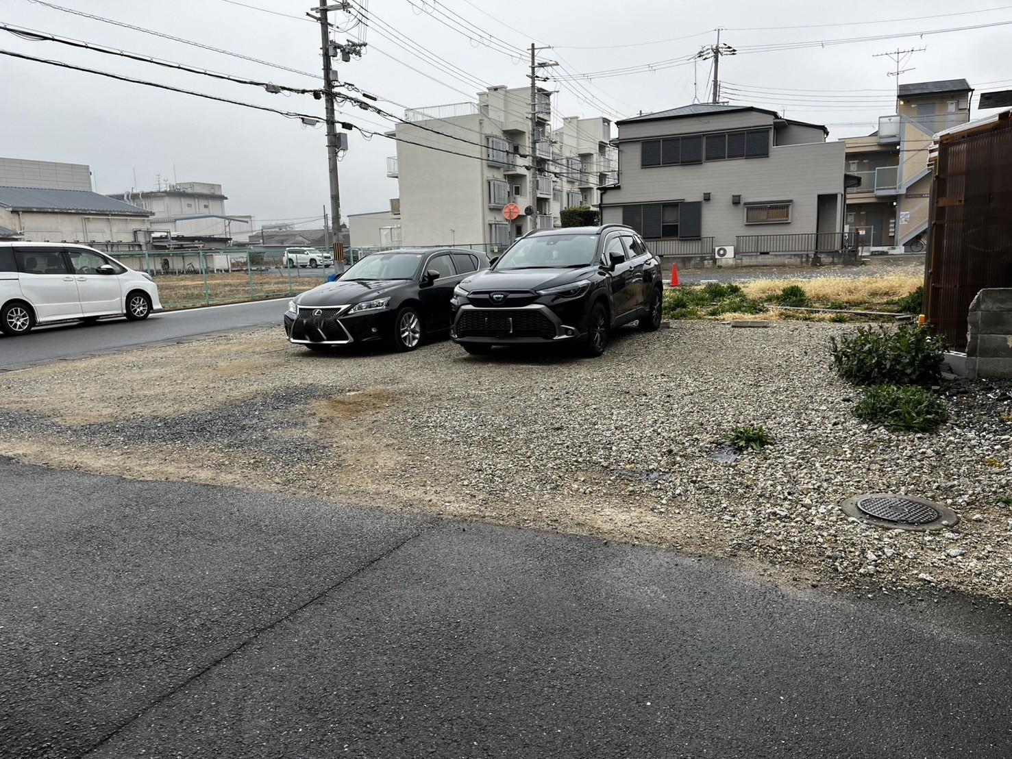 開田1丁目 第二ガレージの外観・駐車場イメージ2枚目