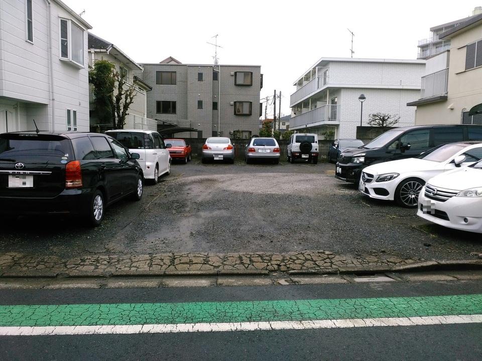 深沢4丁目の外観・駐車場イメージ1枚目