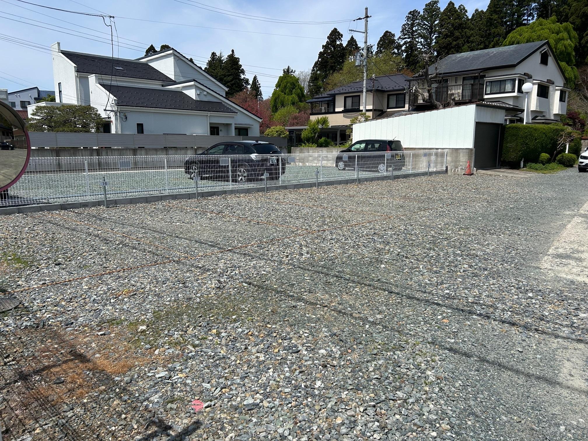 愛宕町パークKの外観・駐車場イメージ2枚目