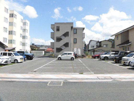 YGP月極駐車場の外観・駐車場イメージ2枚目