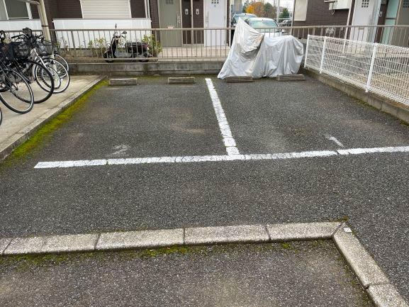 レグルス・コート(18059)の外観・駐車場イメージ1枚目