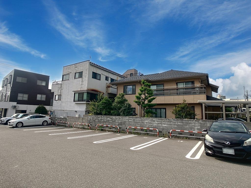 泉1丁目Nパーキングの外観・駐車場イメージ1枚目