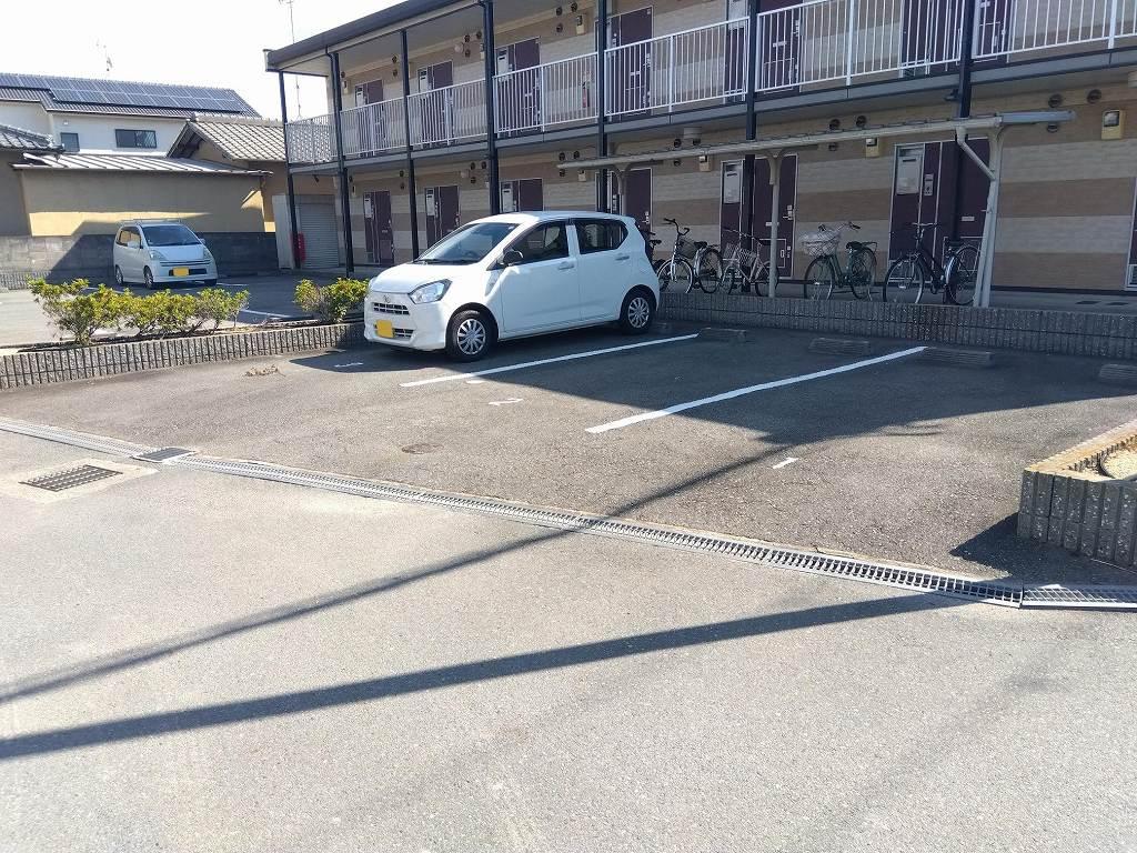 宝殿(30345)の外観・駐車場イメージ1枚目