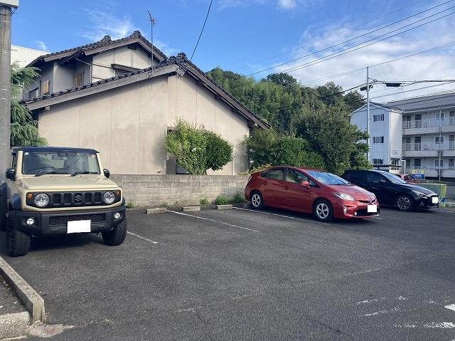 三島駐車場の外観・駐車場イメージ2枚目