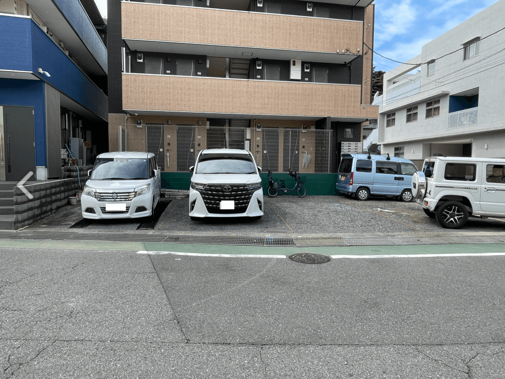 ピースパーキングの外観・駐車場イメージ2枚目