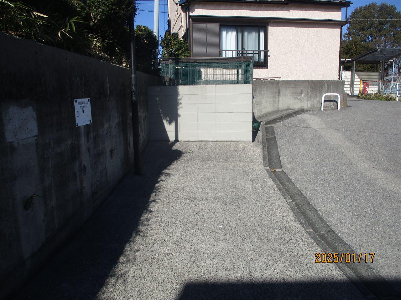 スカイコート町田の外観・駐車場イメージ2枚目