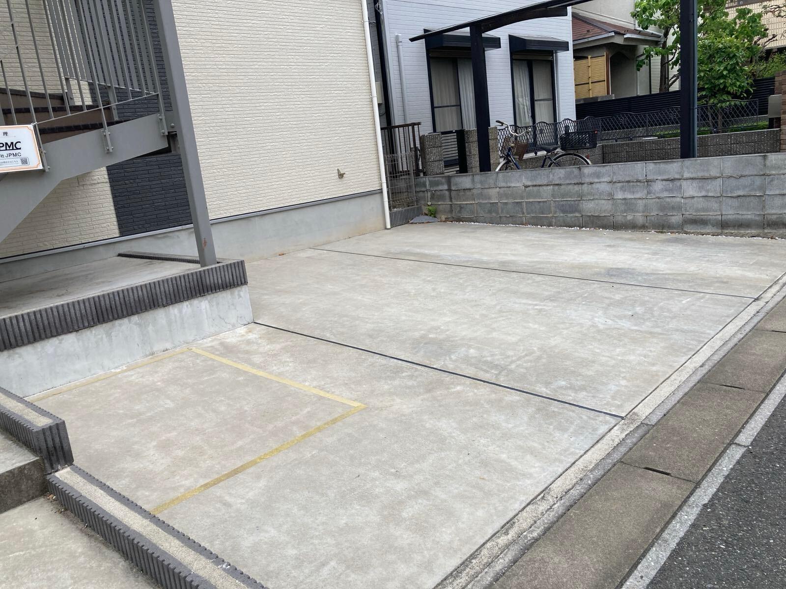 アットリラ行徳の外観・駐車場イメージ2枚目