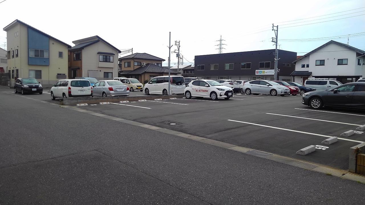 鳥屋野南三丁目(堀)駐車場の外観・駐車場イメージ3枚目