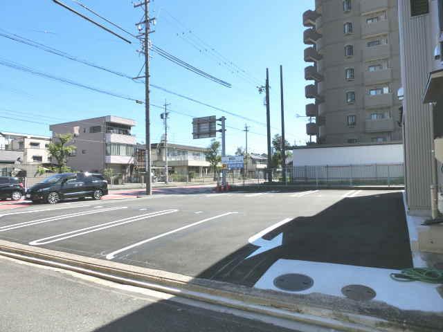 ワイズ・桜 第12駐車場の外観・駐車場イメージ3枚目