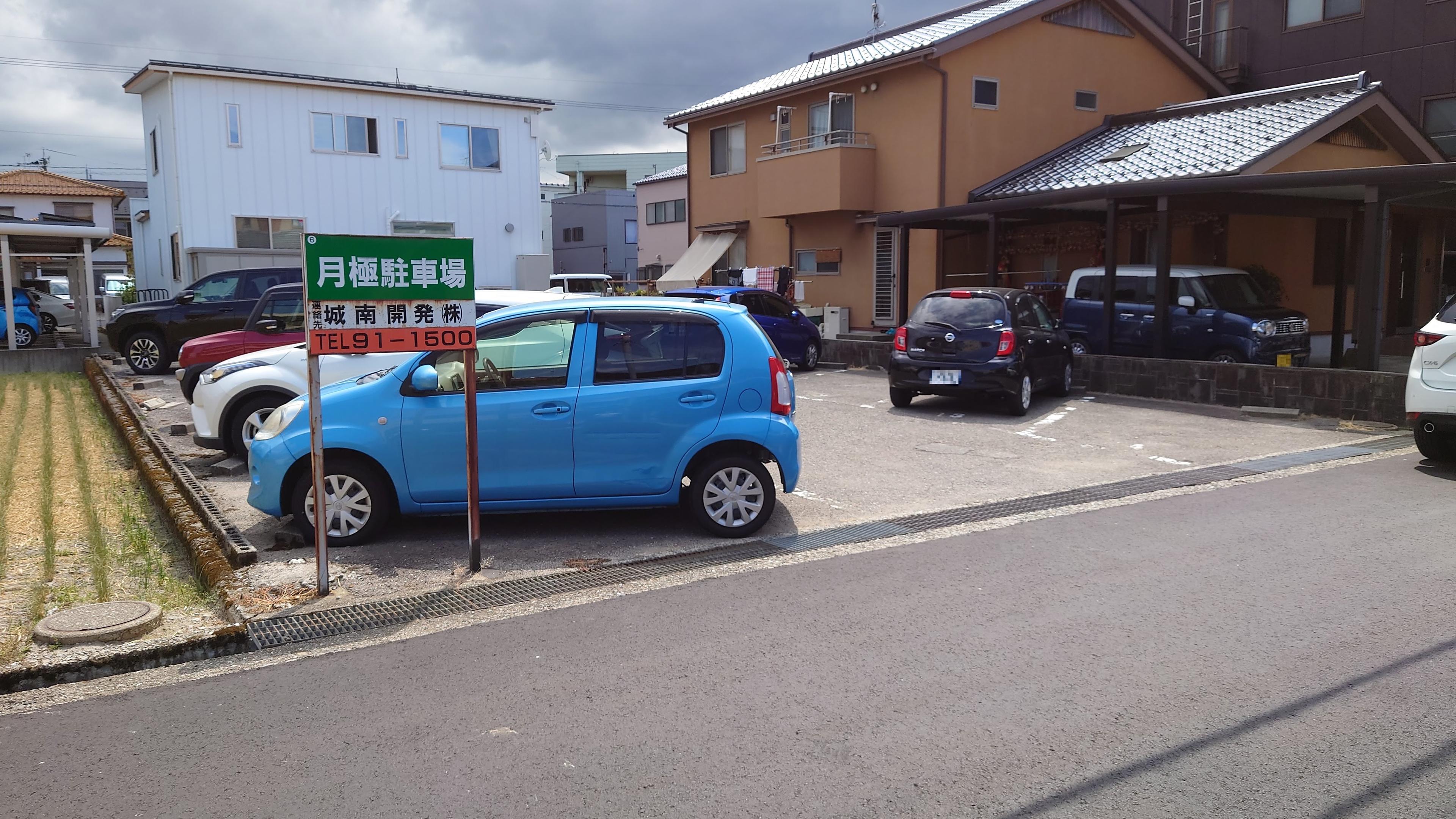 川端駐車場の外観・駐車場イメージ1枚目