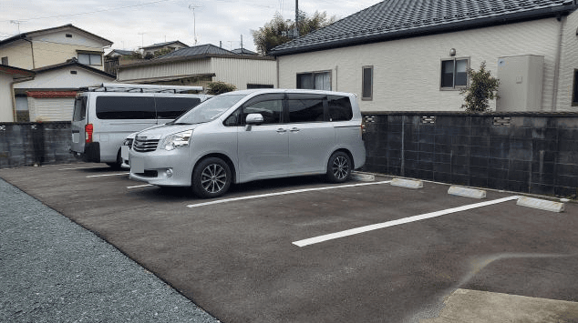 久世原駐車場の外観・駐車場イメージ1枚目