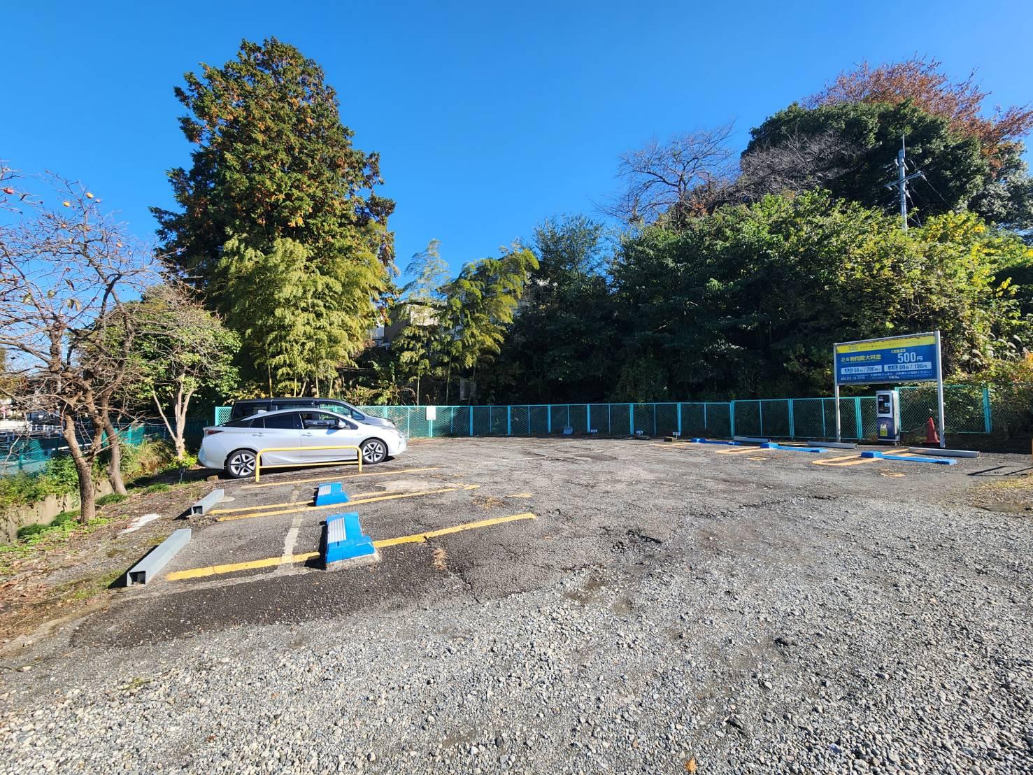 第2坂倉駐車場の外観・駐車場イメージ2枚目