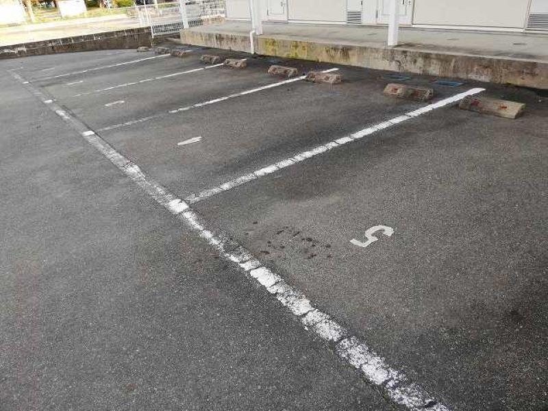 長門石(19353)の外観・駐車場イメージ2枚目