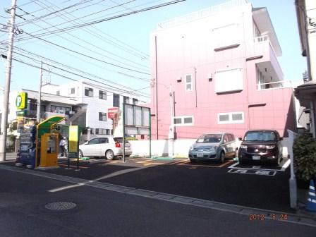 平塚東八幡2丁目の外観・駐車場イメージ2枚目