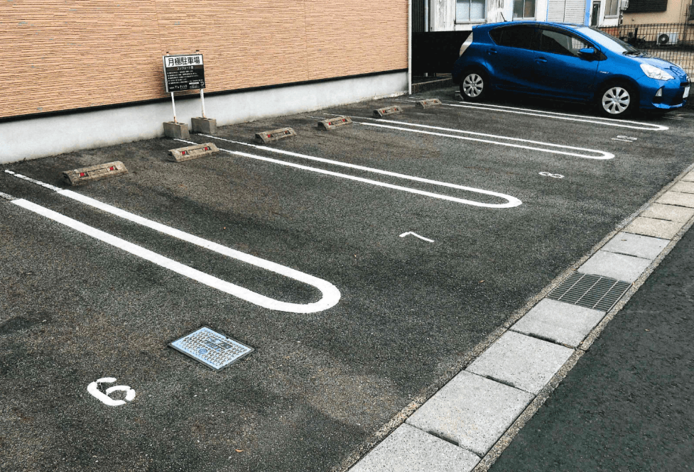 Comfort Place 西駐車場の外観・駐車場イメージ3枚目