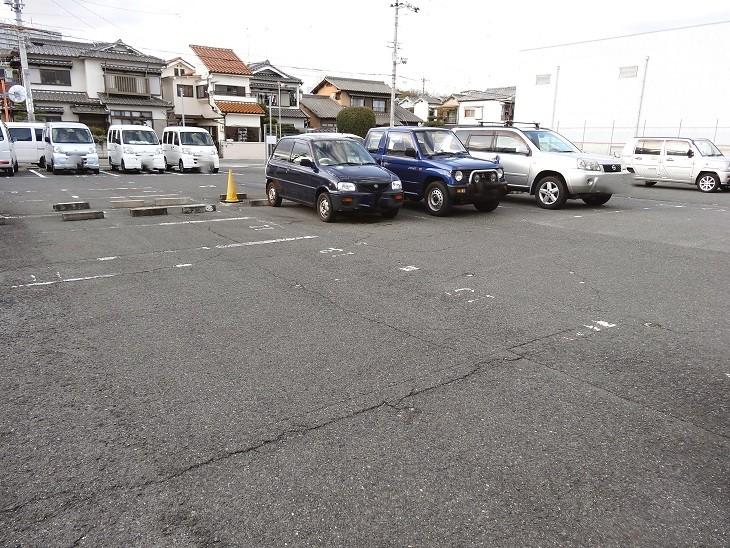 尾崎モータープール(寿町)の外観・駐車場イメージ1枚目