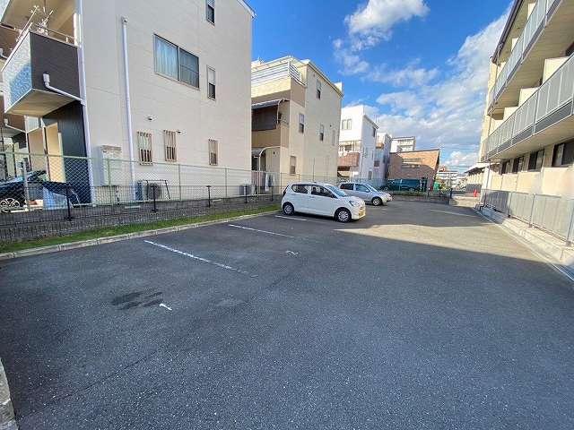 ボナール(31225)の外観・駐車場イメージ1枚目