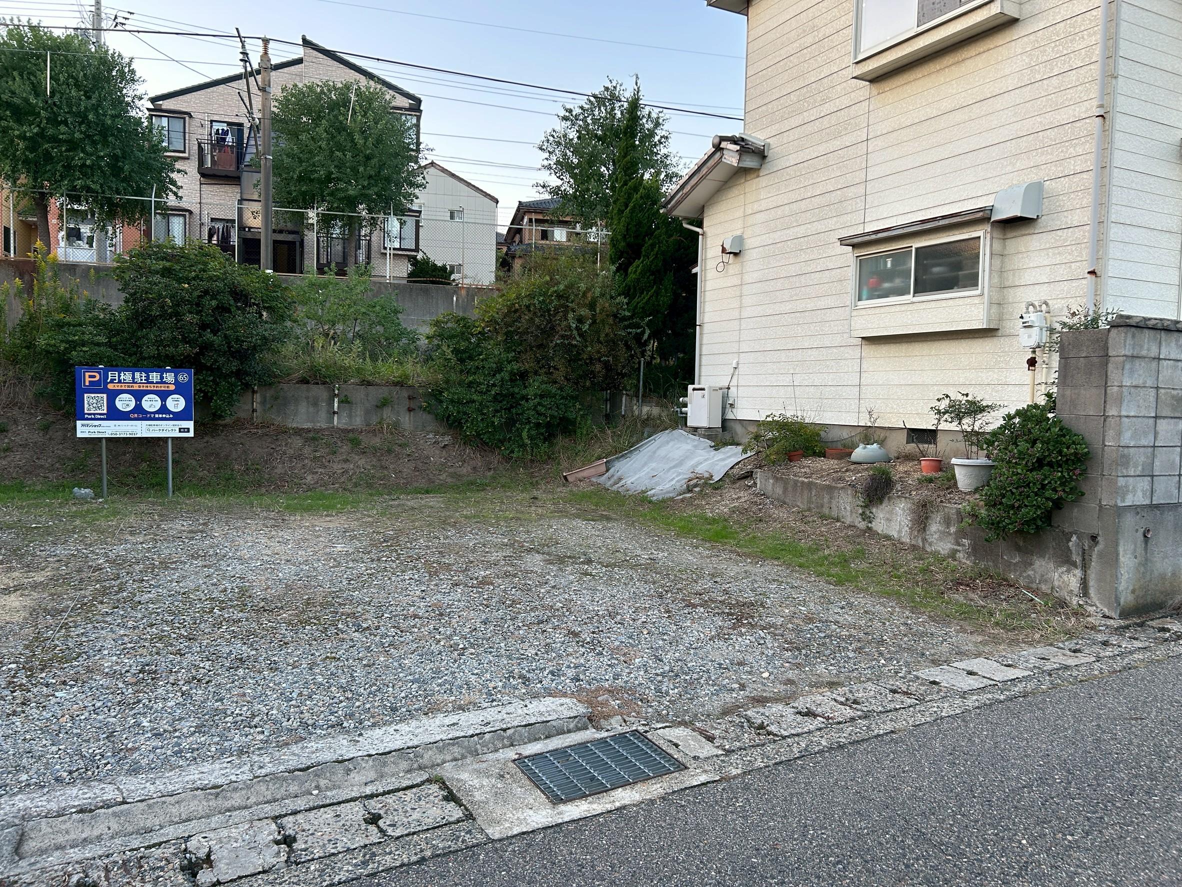 65.伊藤Cガレージの外観・駐車場イメージ2枚目