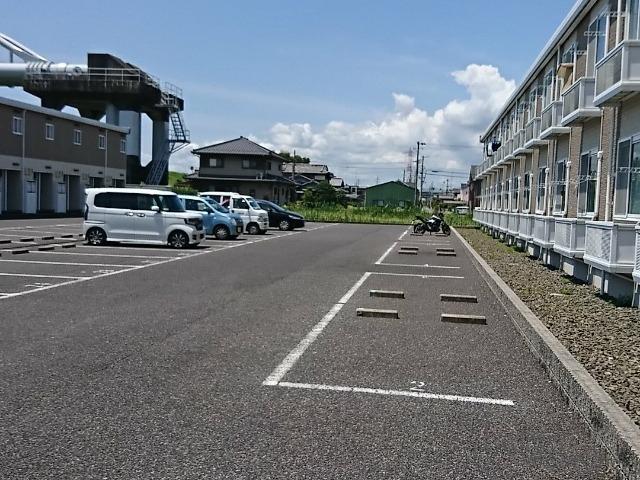 ラフォーレA(30612)の外観・駐車場イメージ1枚目