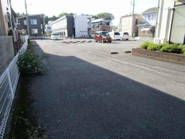 リジェール(33319)の外観・駐車場イメージ1枚目