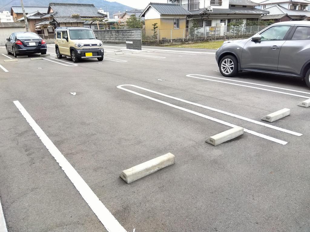 クレイノグローリーⅡ(58312)の外観・駐車場イメージ1枚目