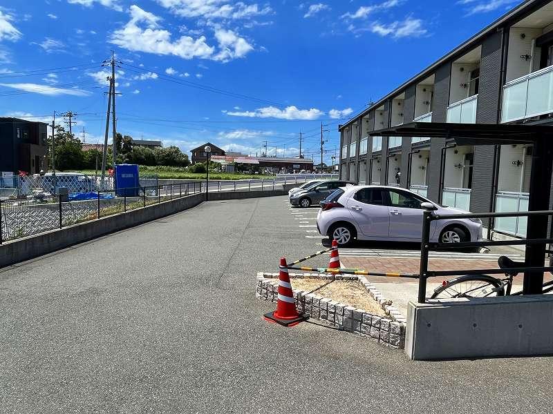 有冨(55053)の外観・駐車場イメージ1枚目