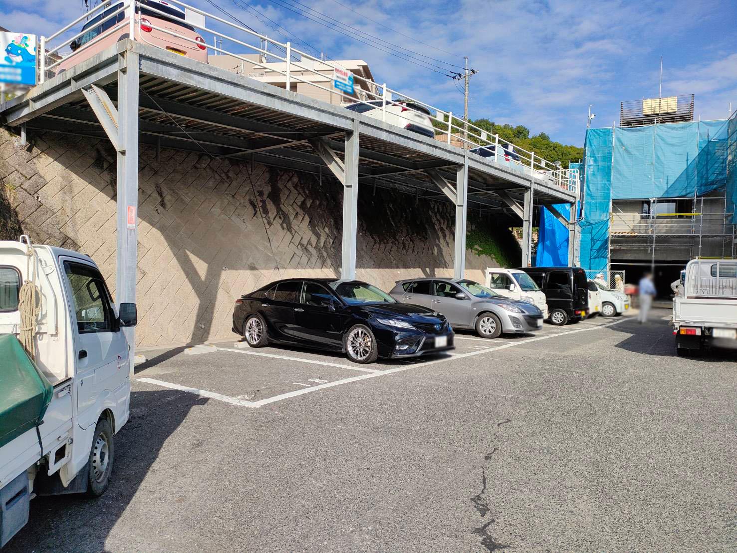 山根町パーキングⅡの外観・駐車場イメージ2枚目