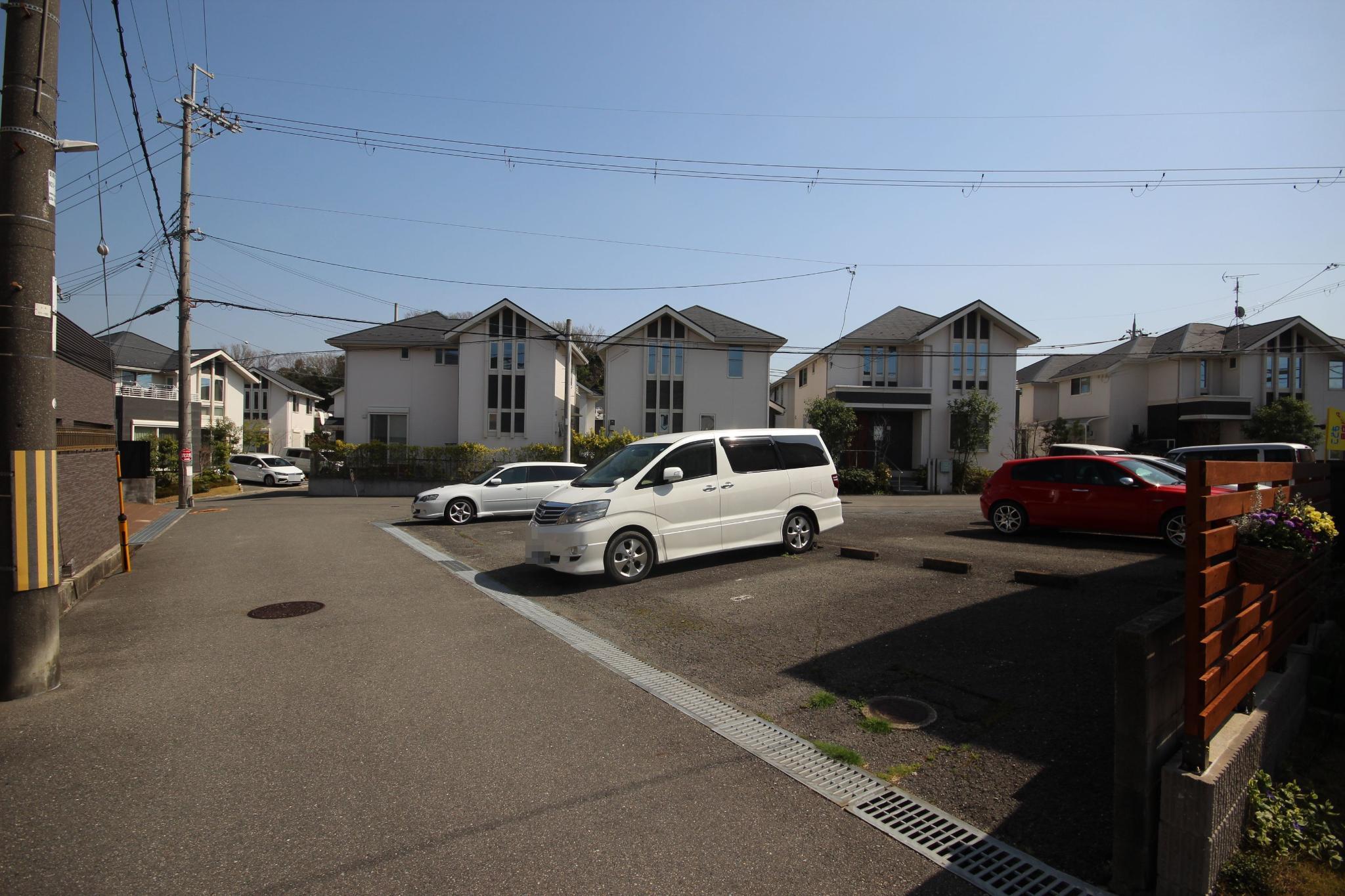 奥天神町一丁目駐車場の外観・駐車場イメージ3枚目