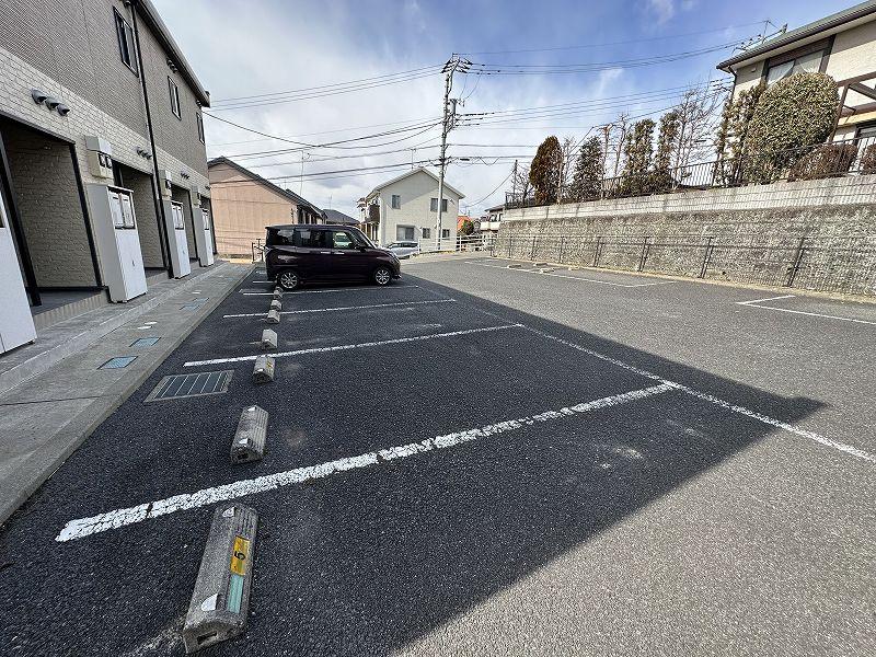 TIARA(32437)の外観・駐車場イメージ2枚目