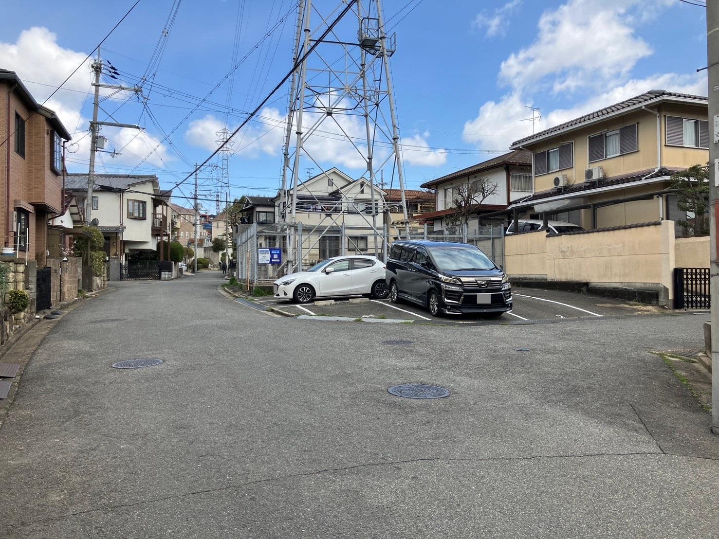 サンエース山田池東町駐車場の外観・駐車場イメージ1枚目