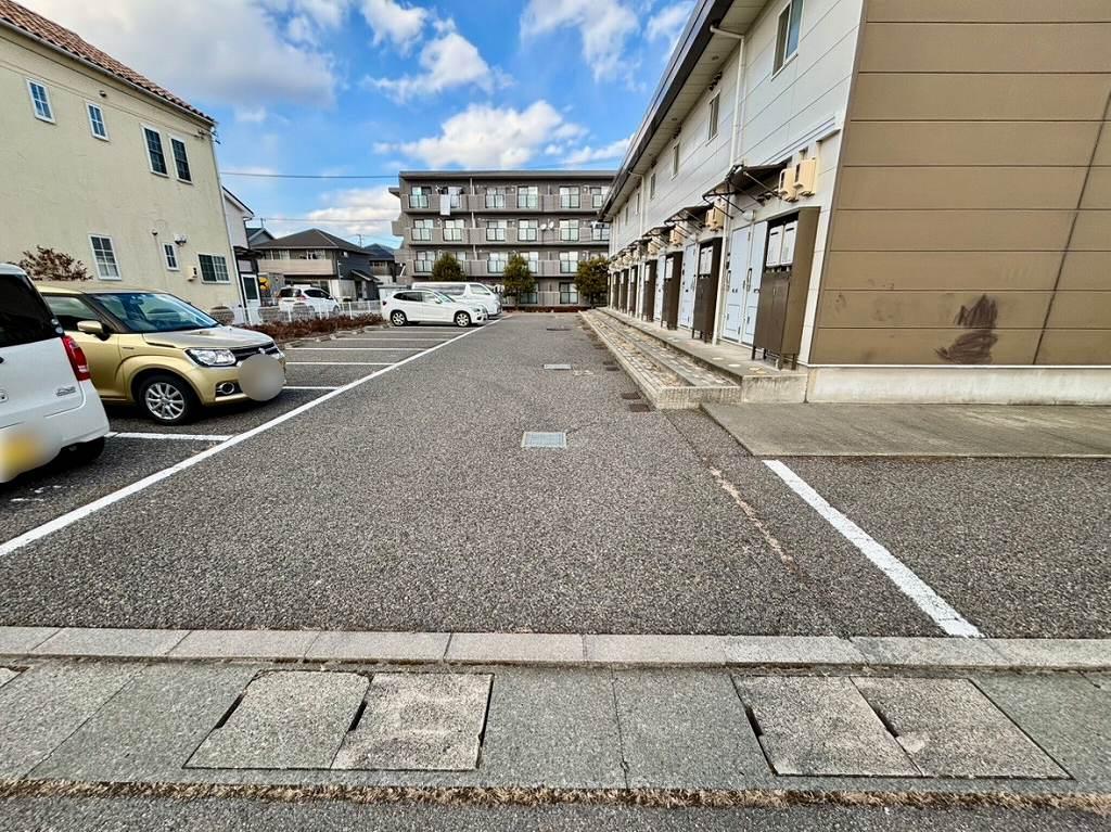 三村Ⅲ(22899)の外観・駐車場イメージ1枚目