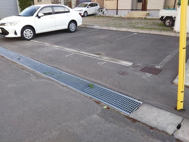 藻(30181)の外観・駐車場イメージ1枚目