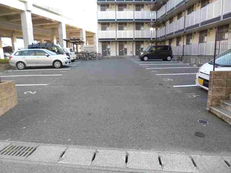 シャルム花園(37052)の外観・駐車場イメージ1枚目