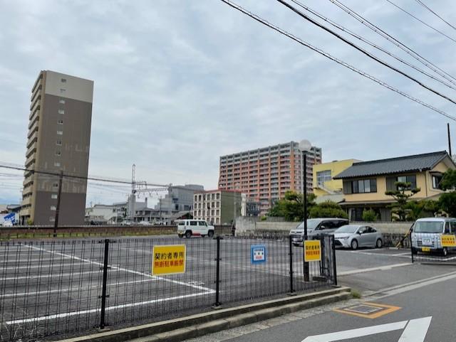 西新駐車場の外観・駐車場イメージ2枚目